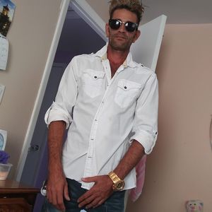 Meet your Posher, Leonardo